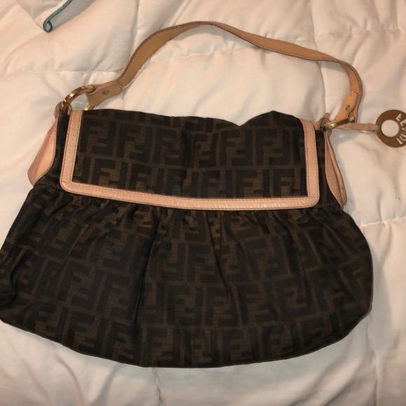 Authentic Vintage Fendi Bag - Picture 2 of 8